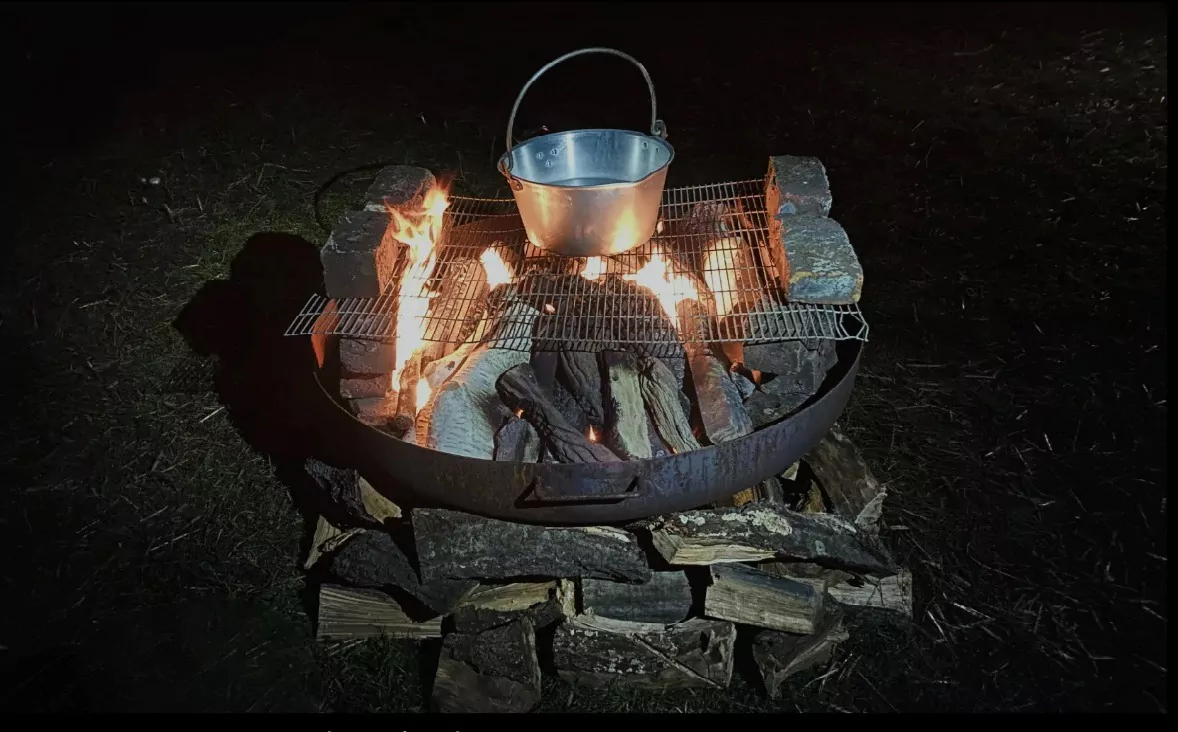 Flamme gaz (montage feu de camp)