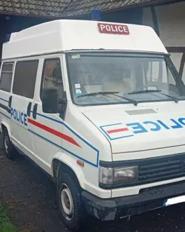 z. Peugeot J5 – 1995